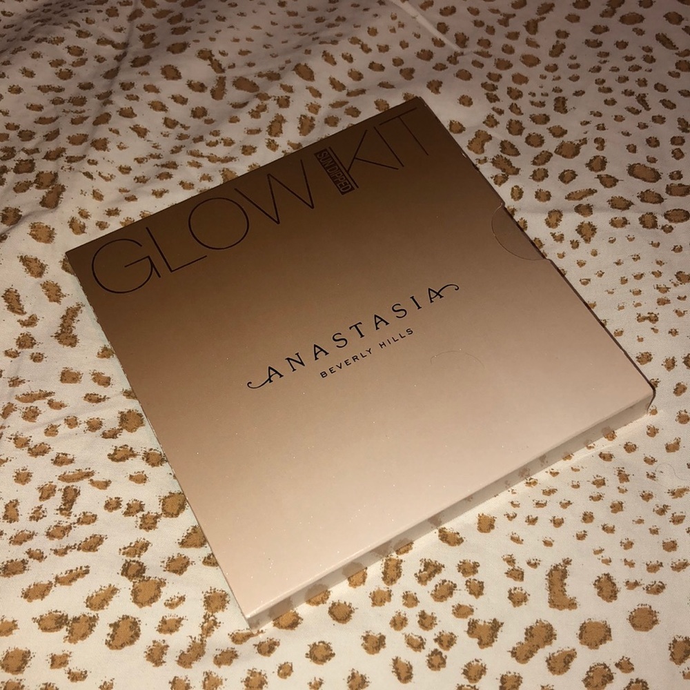 Anastasia Beverly Hills: Glow Kit in ‘Sun Dipped’